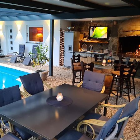 Wellness Apartments Sophienhoehe Am Teich 梅谢尼希 外观 照片